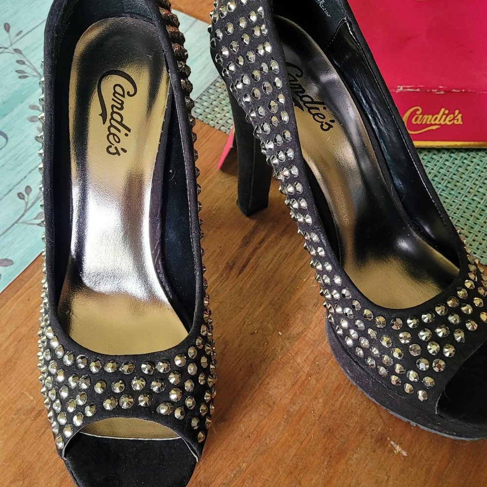 Candie's Black Studded Velvet Open Toe Platform Spiked 3 inch Heel Shoe Size 9.5